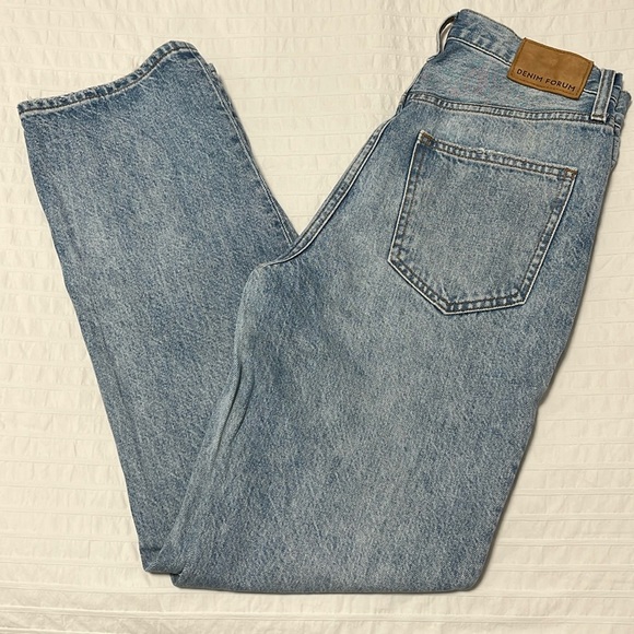 ARITZIA DENIM FORUM JONI HIGH RISE LOOSE 29L JEANS - SIZE 24 - Picture 1 of 3